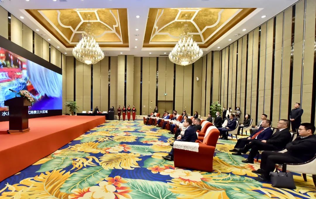 �Ĵ��ط�����Я�ֶ෽ǩ��������Ŀս������Э��