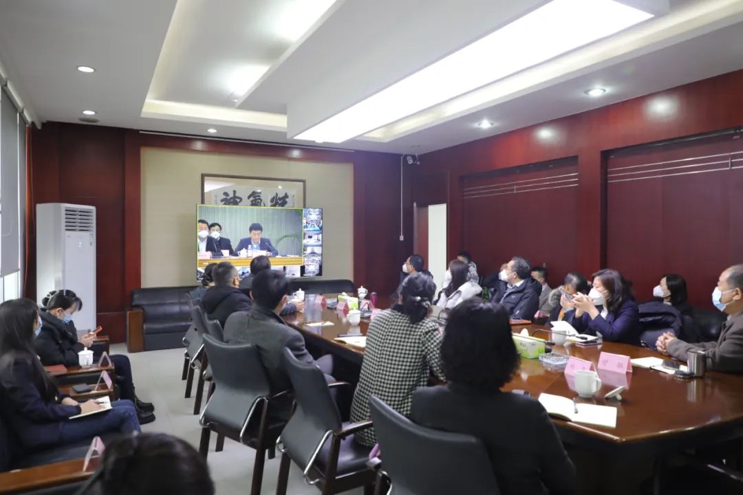 53ef0846-e348-4d85-9183-f6e1af63337a