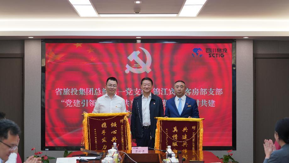 a36bcb10-6743-4119-ac30-078b1630ffd5