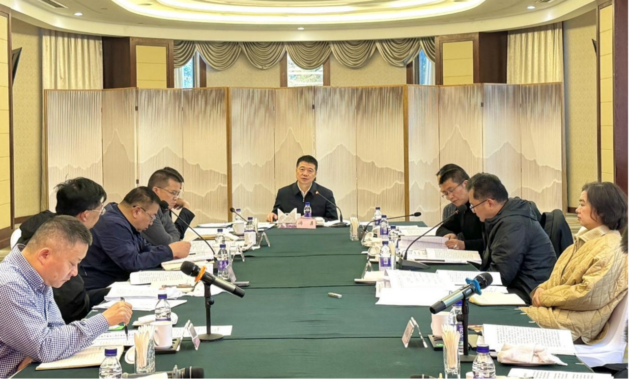 f05b59d3-6387-4082-8d57-539ce49c88b1