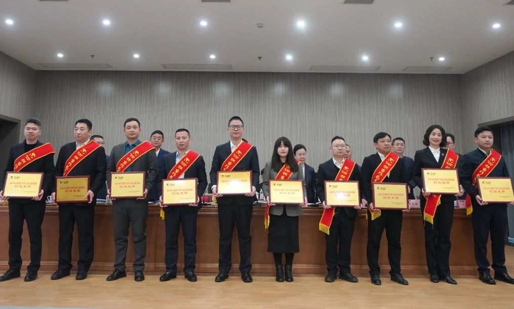 9f7433e5-47c0-42af-95ff-b9c5e7981da9