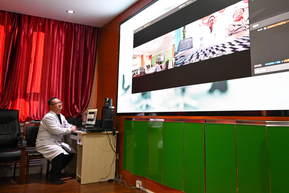 70f16001-0035-4954-9d79-cf87c42ec4b8