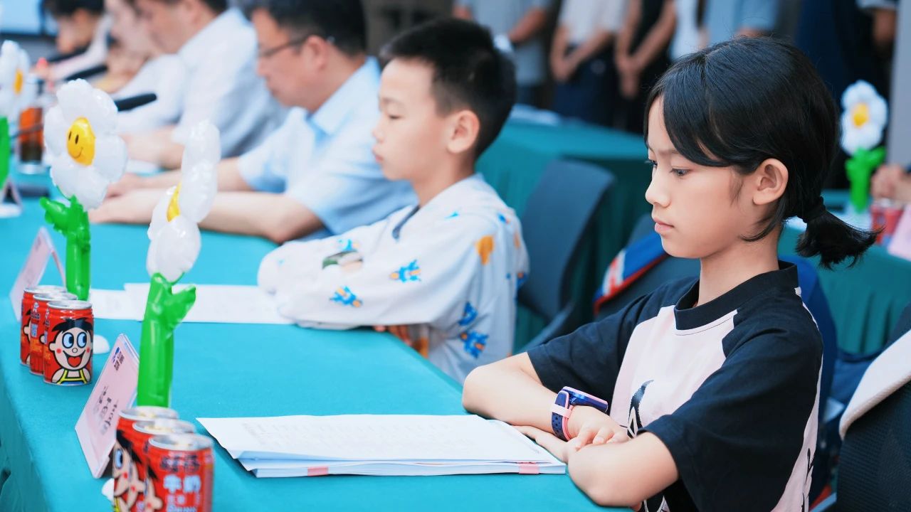 242637f3-816a-4f7f-8792-a34615f53185